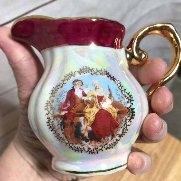 Romeo & Juliet Porcelain Creamer and Rectangle Platter - Picture 7 of 9